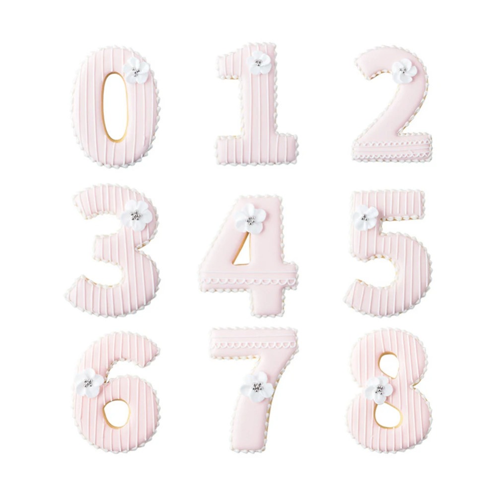 Large Numbers Cookie Cutters B - Kitchen Baking Items recension och pris